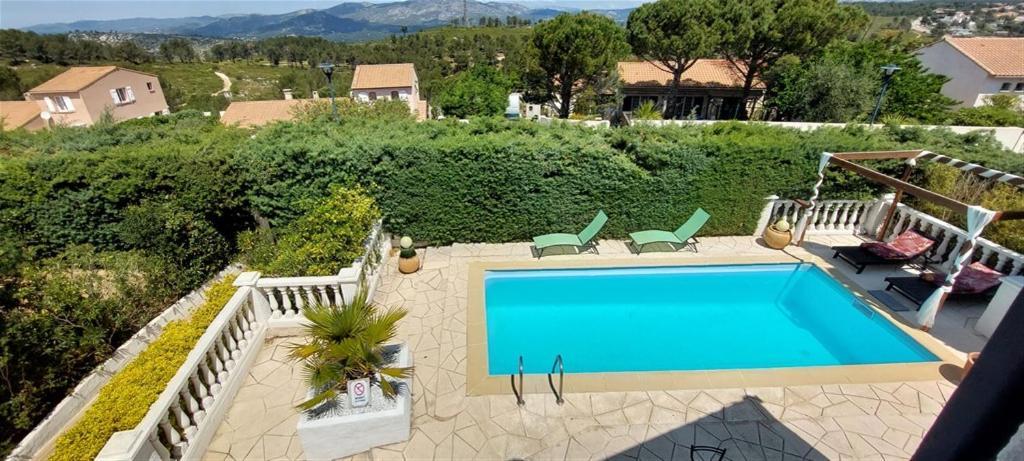 Villa T3 A 10' De Cassis - Piscine Privee Et Cuisine D'Ete Exterieure Carnoux-en-Provence 외부 사진