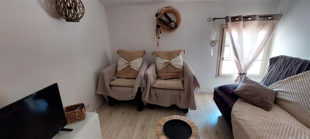 Villa T3 A 10' De Cassis - Piscine Privee Et Cuisine D'Ete Exterieure Carnoux-en-Provence 외부 사진