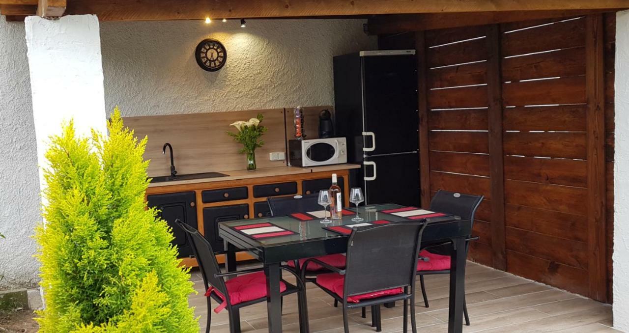 Villa T3 A 10' De Cassis - Piscine Privee Et Cuisine D'Ete Exterieure Carnoux-en-Provence 외부 사진