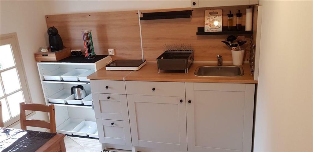 Villa T3 A 10' De Cassis - Piscine Privee Et Cuisine D'Ete Exterieure Carnoux-en-Provence 외부 사진