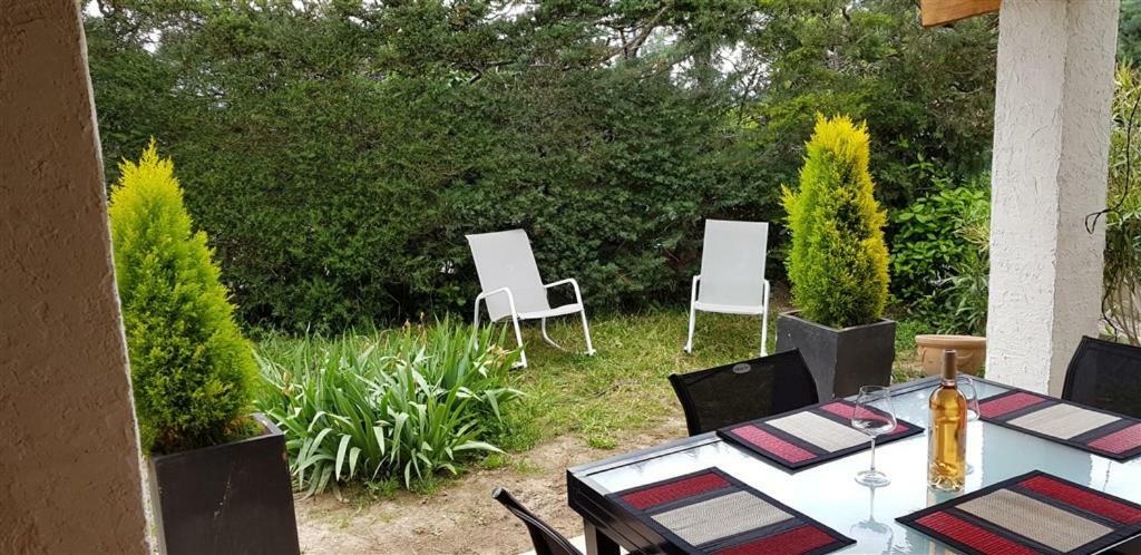 Villa T3 A 10' De Cassis - Piscine Privee Et Cuisine D'Ete Exterieure Carnoux-en-Provence 외부 사진